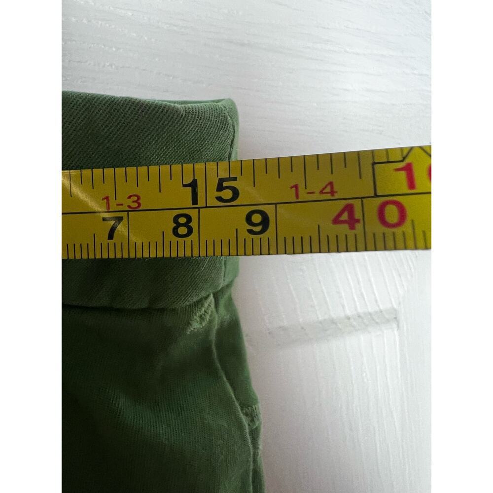 Talbots Petites Green Shorts Embroidered Dragonflies Size 6P Bermuda - Picture 4 of 5